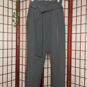 FORMAL SLACKS, ANKLE END